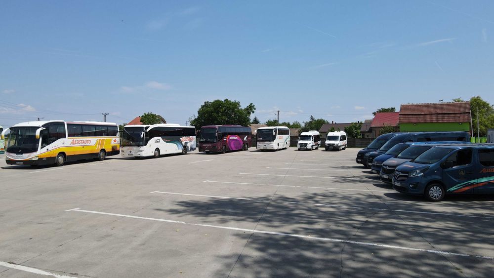 Autocare Si Microbuze De Inchiriat  ARAD - TIMISOARA - ORADEA - DEVA