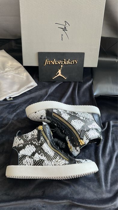 Giuseppe Zanotti size 40