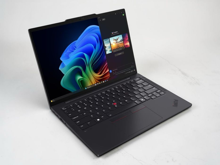 Lenovo ThinkPad T14s Gen 6 Full HD+ Touch Ultra 5 228V 32GB 512GB SSD ЧИСТО НОВ! Гаранция! Бизнес лаптоп