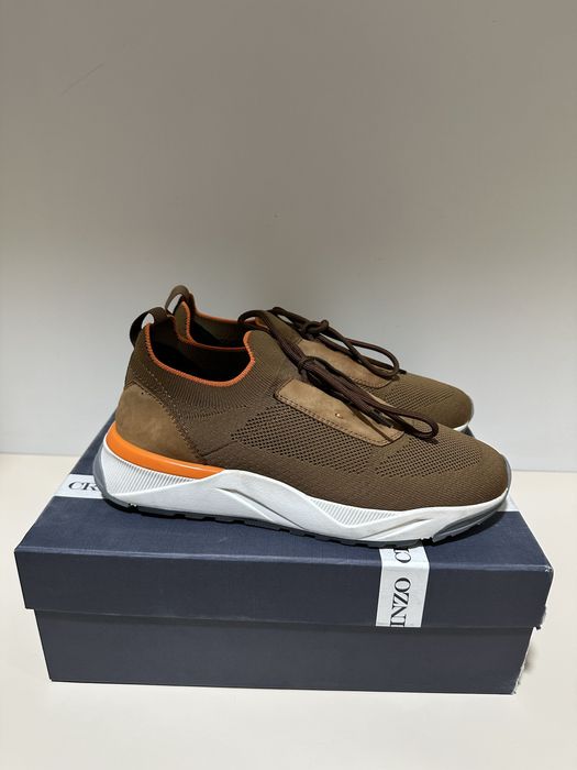 Кроссовки в стиле santoni