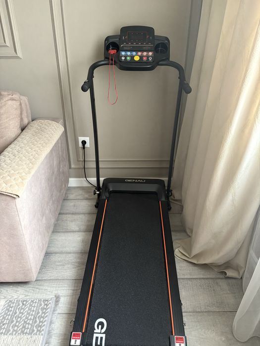 Беговая дорожка genau