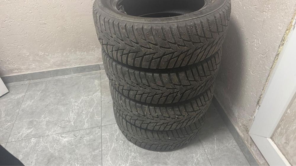 Зимние шины 205/55/16