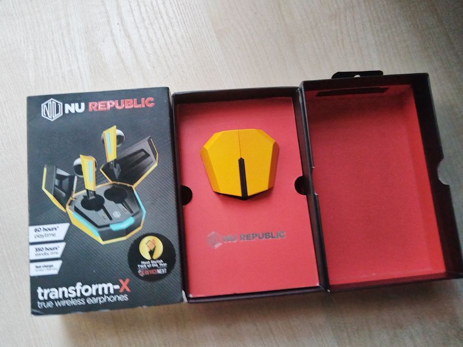 Наушники беспроводные игровые с полной комплектаций