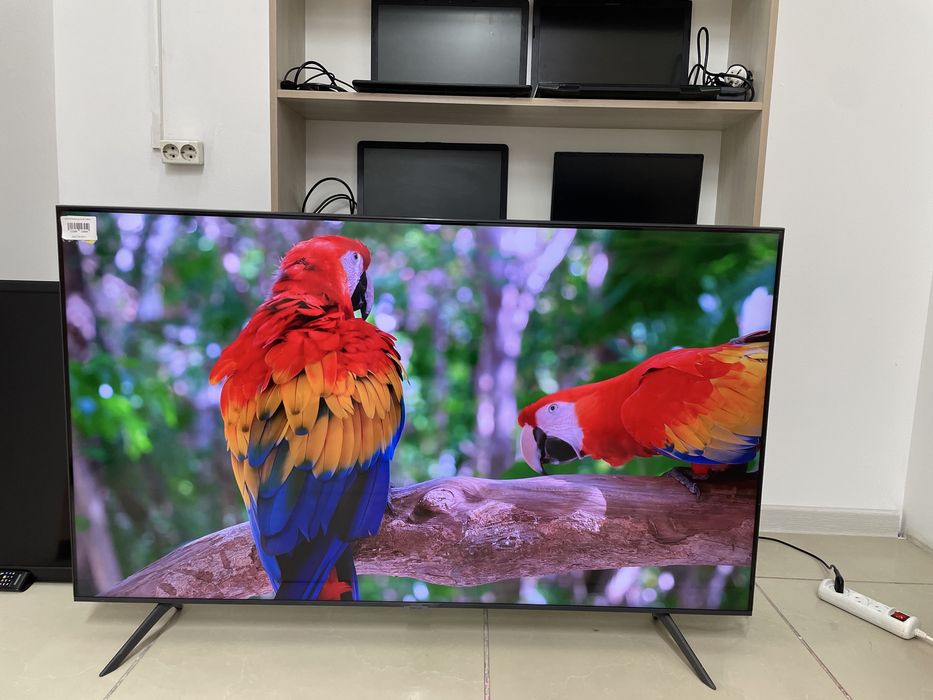 Телевизор Samsung Smart 4k 140см оригинал