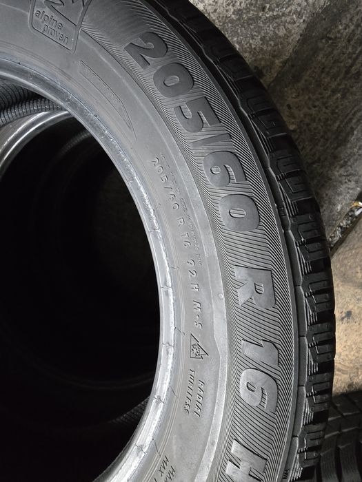 Semperit 205/60 R16 92H MS iarnă