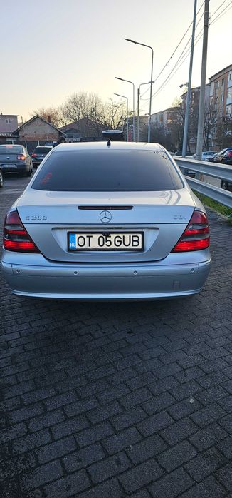 Se vinde mercedes benz e 220cdi