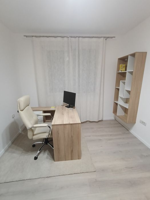 Vand apartament cu 3 camera in Dumbravita (mobilat)