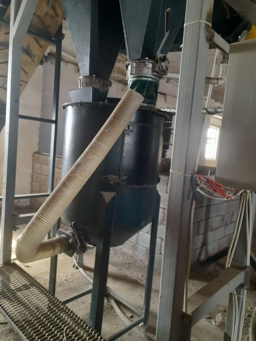 Газо блок завод сотилади.