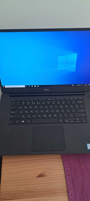 DELL Precision 5540 - Intel I7/512GB SSD