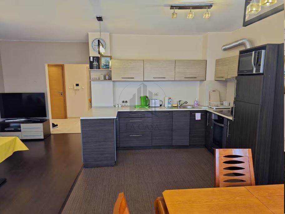 Продава се Тристаен апартамент в София, Овча купел - 100 кв.м за 3100 €/кв.м - Снимка #2