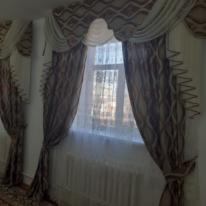 Перде сатылады еки терезеге.