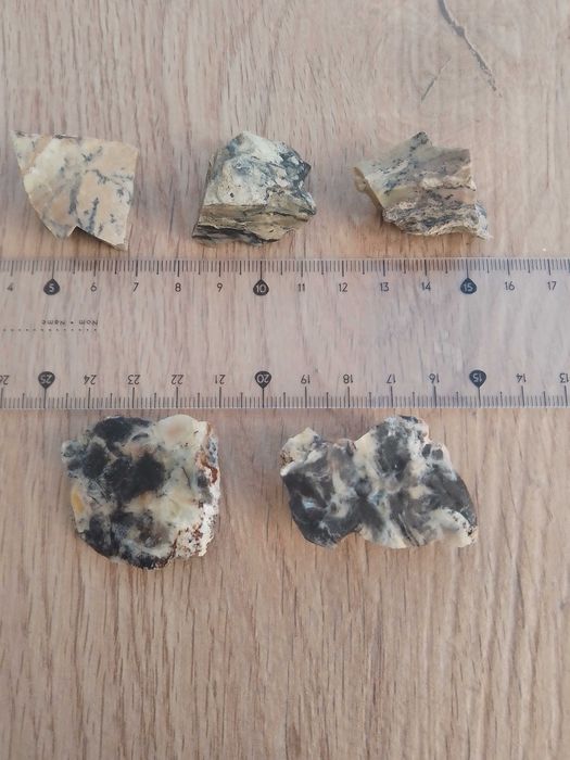 кристали, минерали, камъни