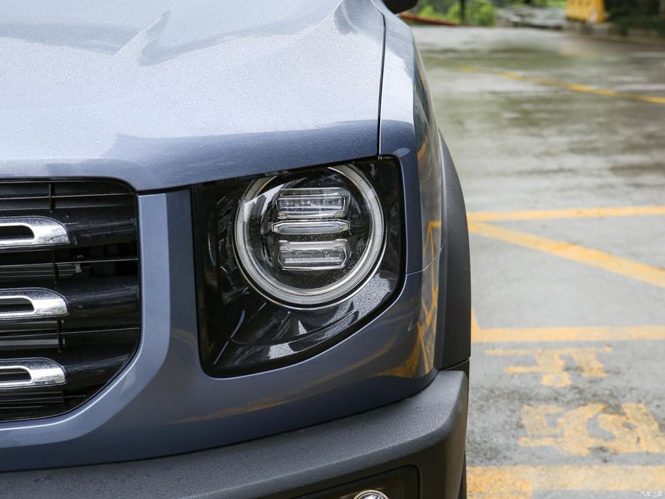 Стекла фар Haval Dargo (Хавал дарго)