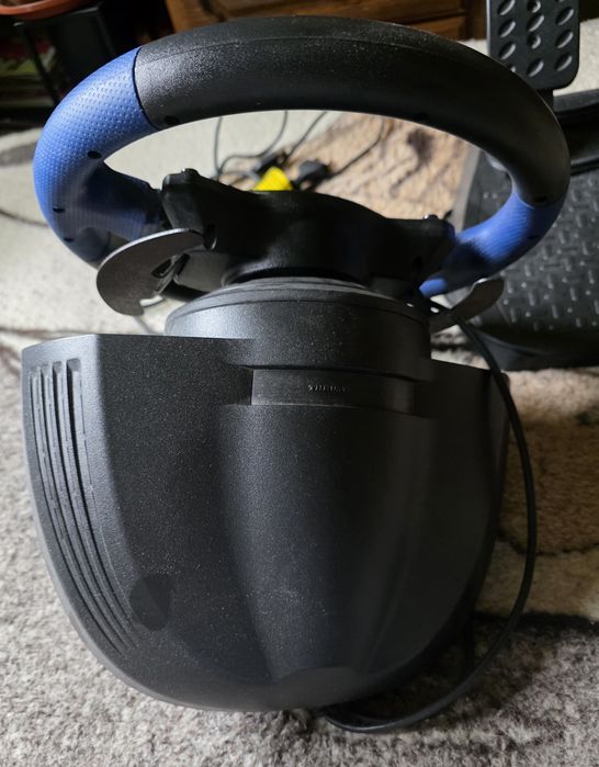 Volan gaming thrustmaster t150