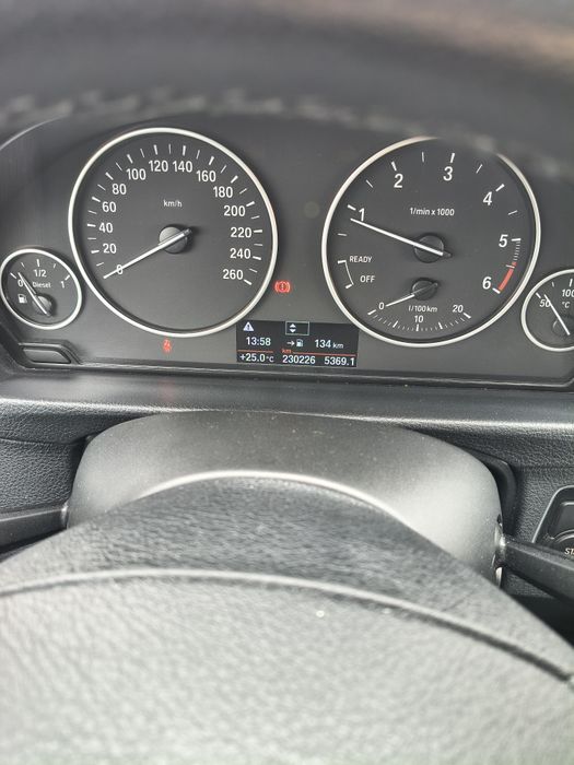 BMW seria 3  model 320  sedan