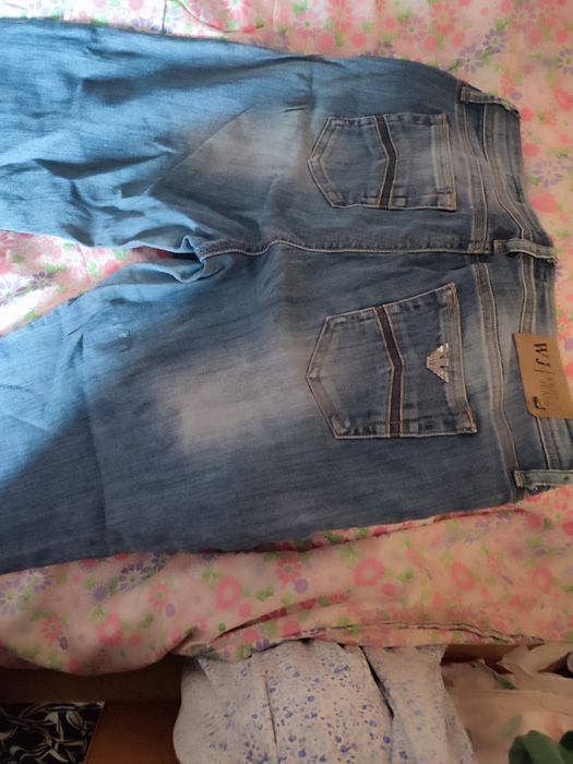 Продам женские вещи, джинсы, кофты