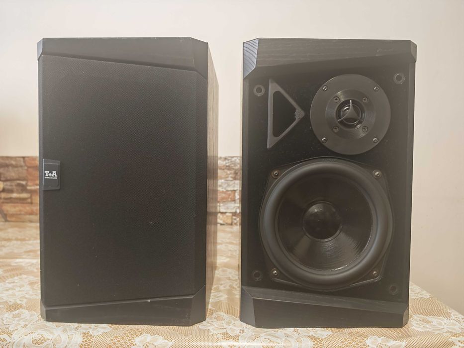 T+A elektroakustik HELIOS MIDI 1