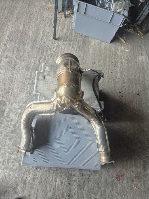 Catalizator complet Audi A6 A7 C8 3.0 tfsi motor DLZ 4K0254250N 8W0131703AA  4800 km rulaj