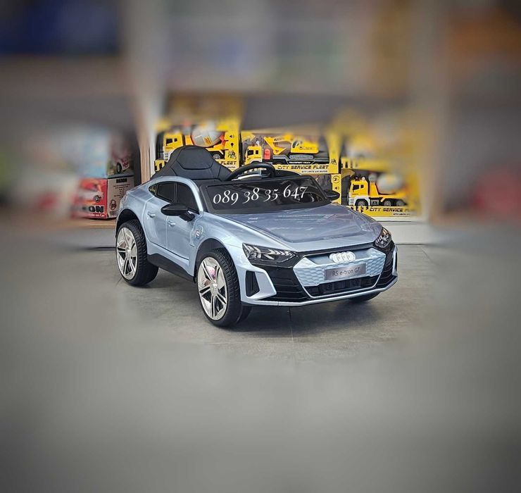ТОП ЦЕНА!НОВО!Акумулаторна кола AUDI RS E-TRON GT с 12V,МЕКИ ГУМИ,металик,USB