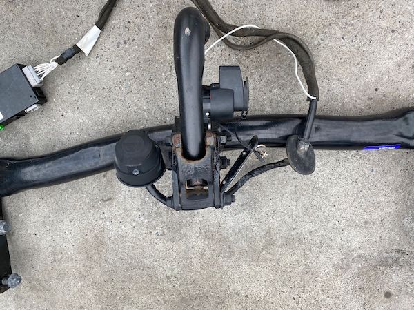 Carlig demontabil original VOLVO XC60 2008-2014 31269504