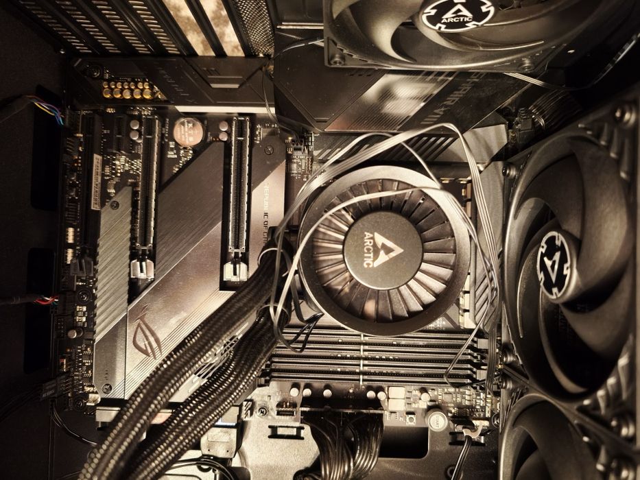 Asus ROG Crosshair VIII Hero socket AM4