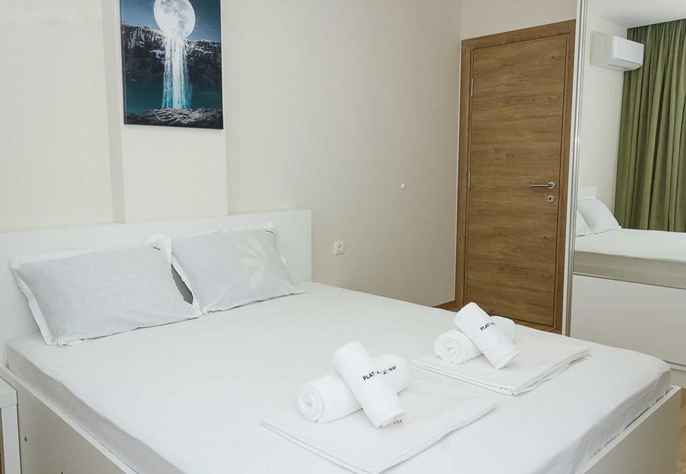 Дава се под наем Двустаен апартамент в Варна, Бриз - 60 кв.м за 612 € - Снимка #8