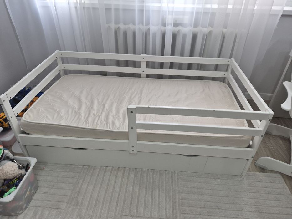 Продам детские кровати