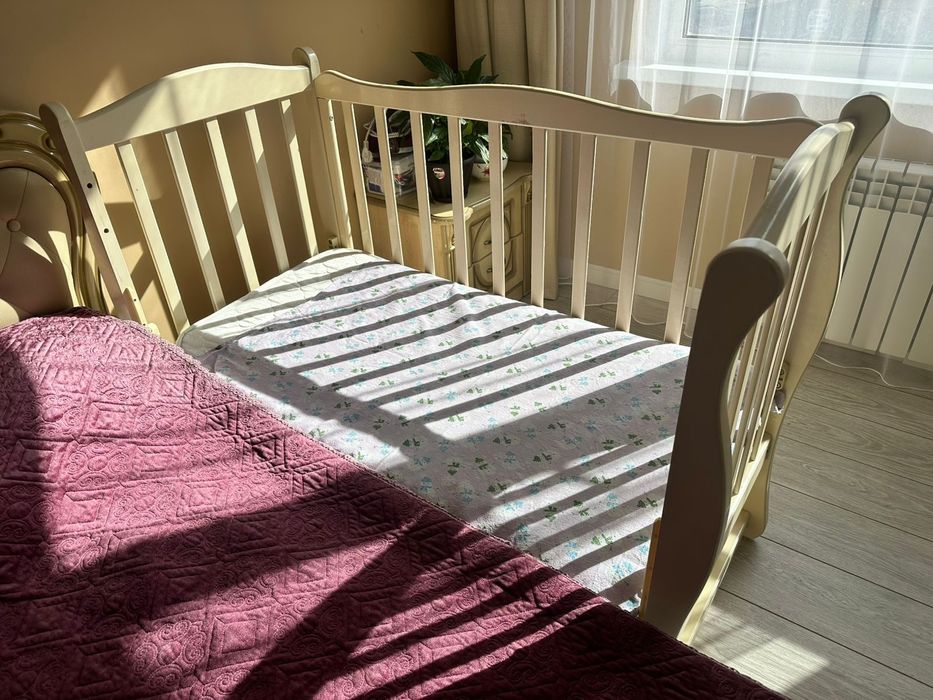 Кровать детская.