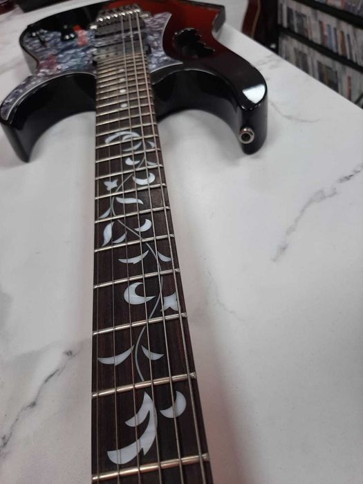 UP Bucuresti/ Chitara Ibanez JEM555BK Steve Vai Signature/ Garantie