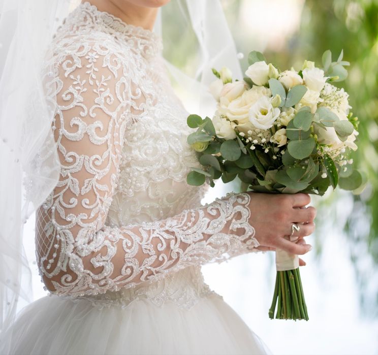 Vând rochie de mireasa cu bolero