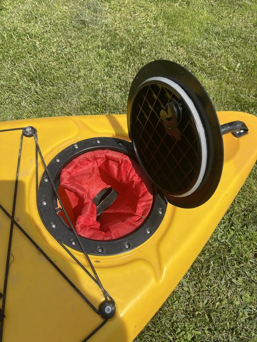 Каяк , Вит + . Ползван два пъти