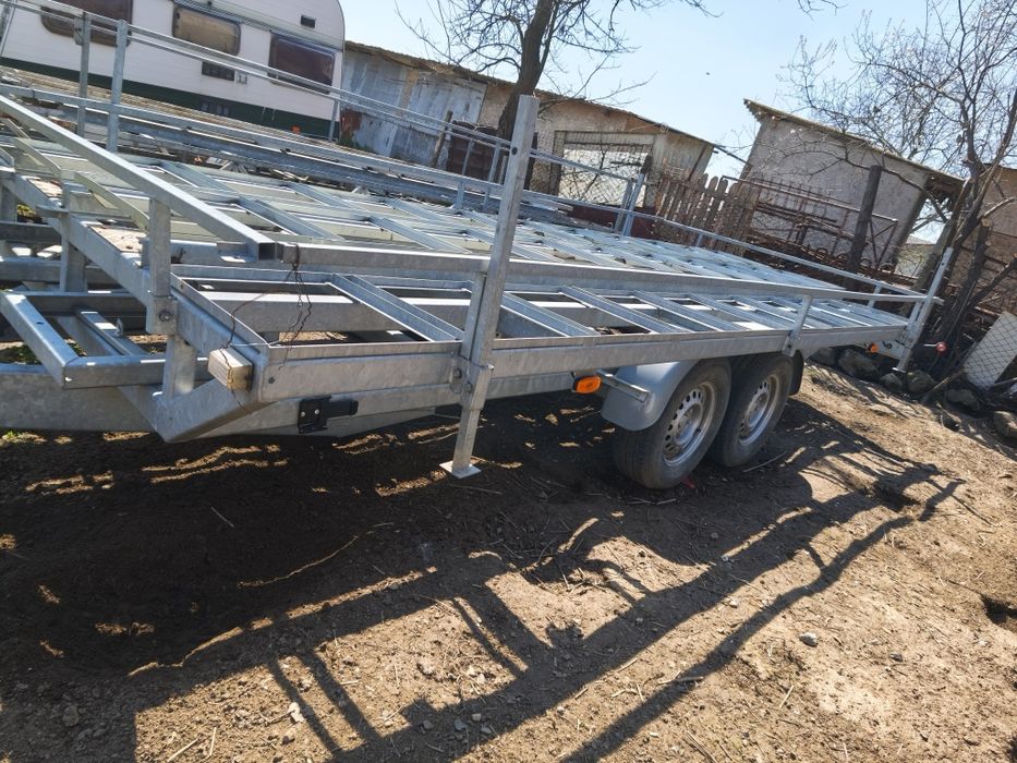 Vând remorcă apicolă