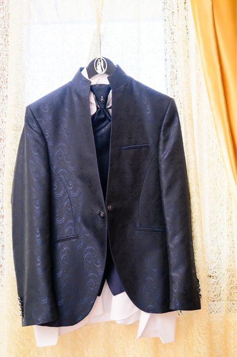 Rochie de mireasa, costum de mire