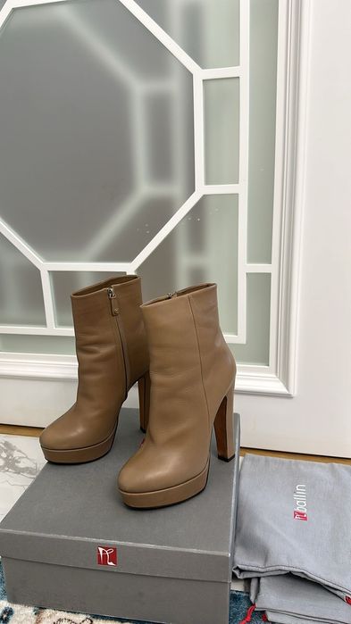 Сапоги кожанные 39 размер, оригинал Ballin.