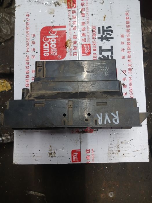 Включатель печки Митсубиси RVR