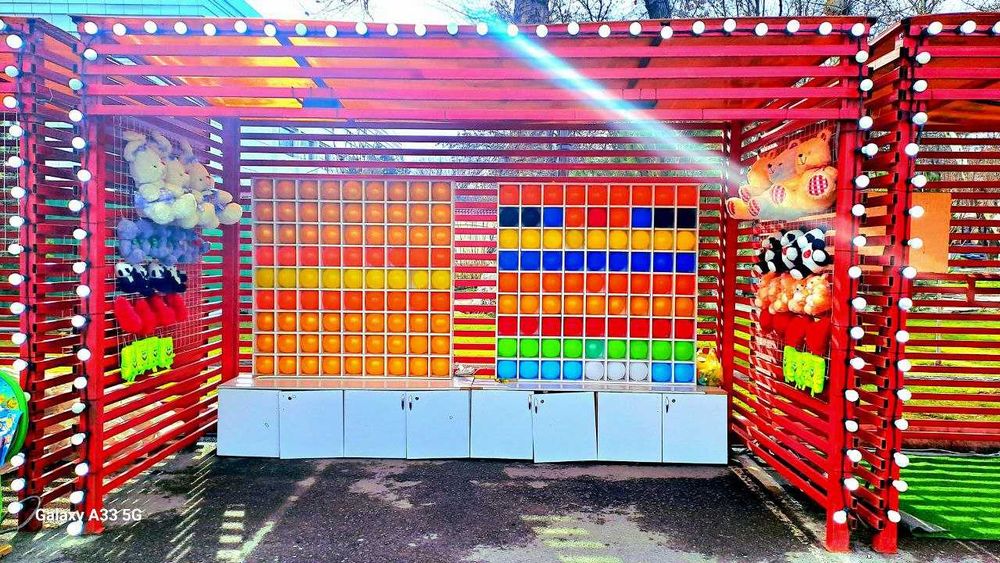 O'yingoh maydonchasi sotiladi, O'yin qurilmalari bilan birga