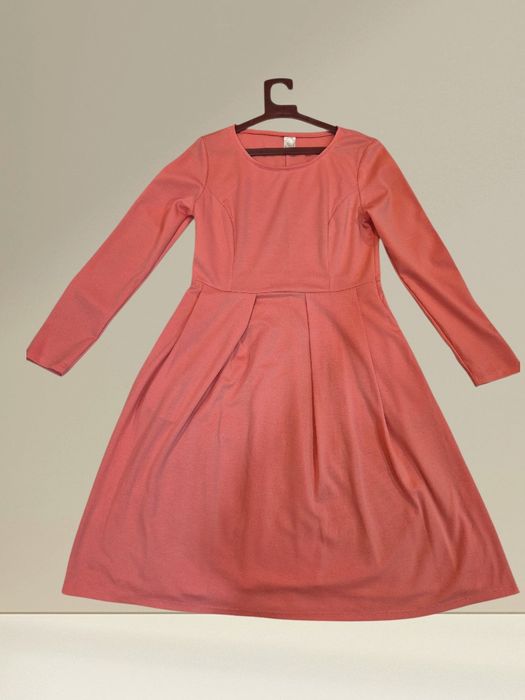 Разкроена рокля ,,Podium"