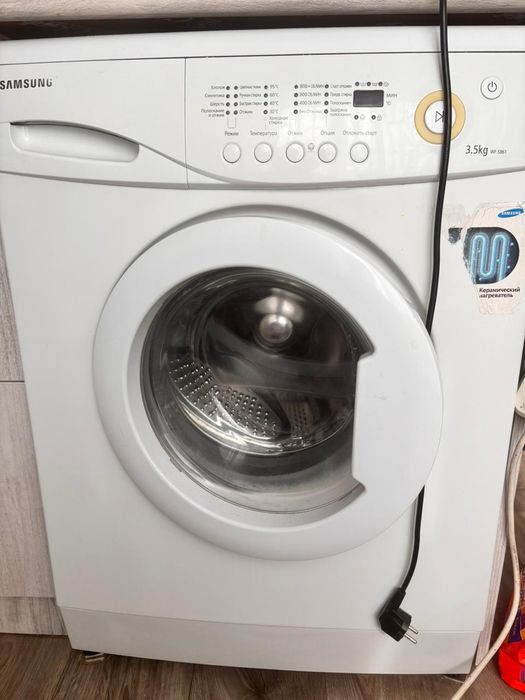 Продам стиральную машинку автомат
