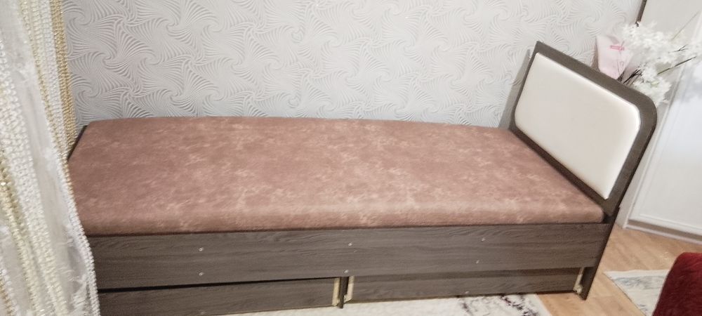 Продам кровать в отличном состоянии