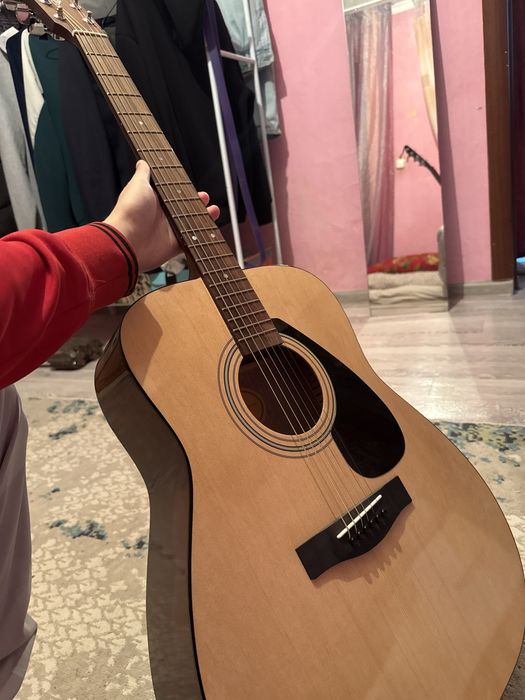 Гитара Yamaha f310 акустический