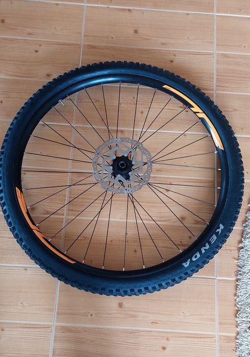Roata bicicleta merida completa cu furca