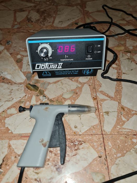 OBTURA II aparat dental in perfecta stare