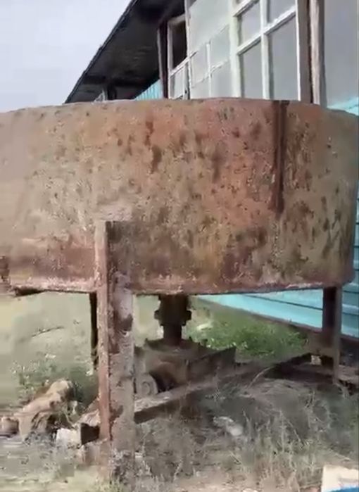 Бетономешалка принудительного типа