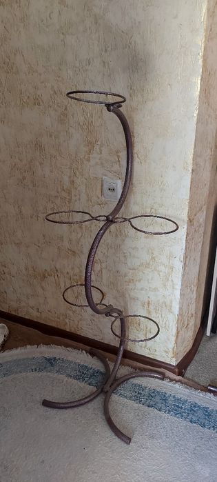 Подставка для цветов