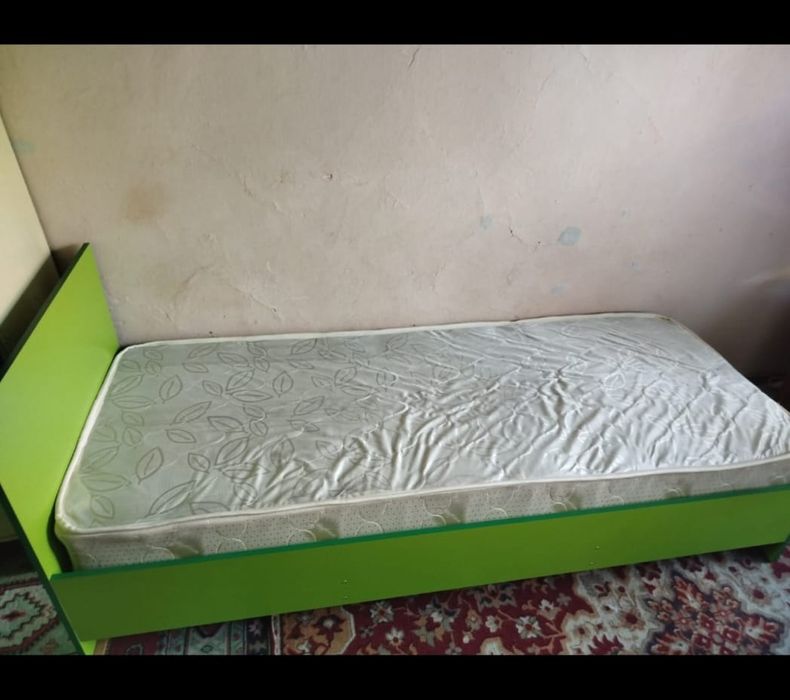 Продам кровать однушку