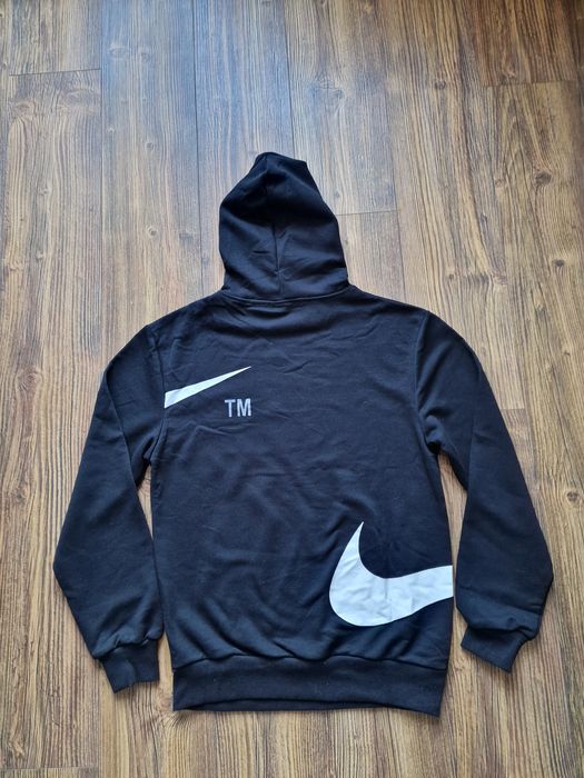 Страхотна мъжка блуза суитчър размер M 
Nike 
Размер S,M, L