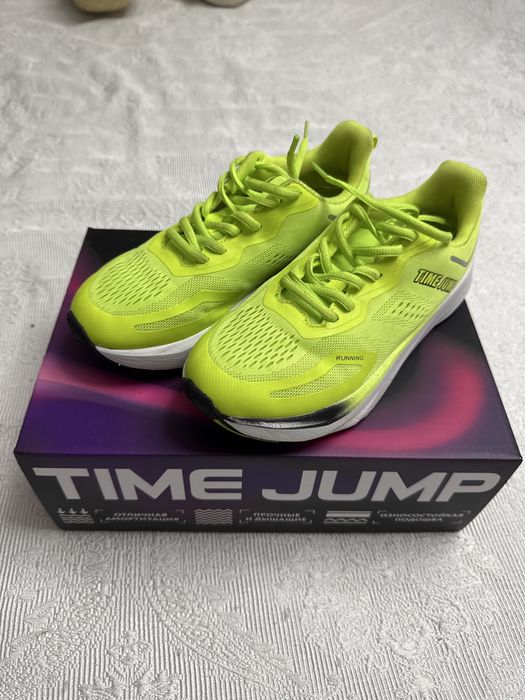 Кроссовки 37 размер