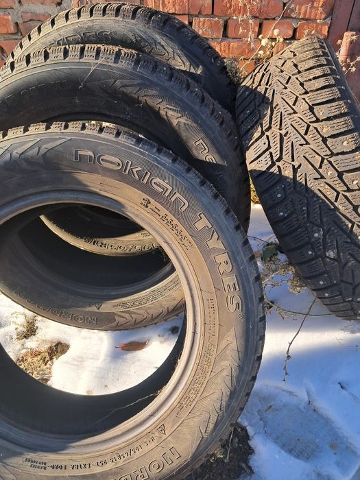 Продам шины Nokian 195/65 R15