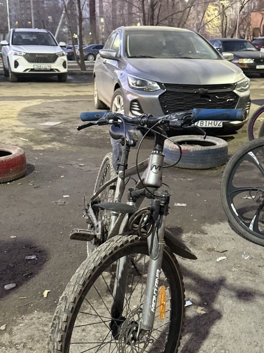 Без гарантий 1 год б/у