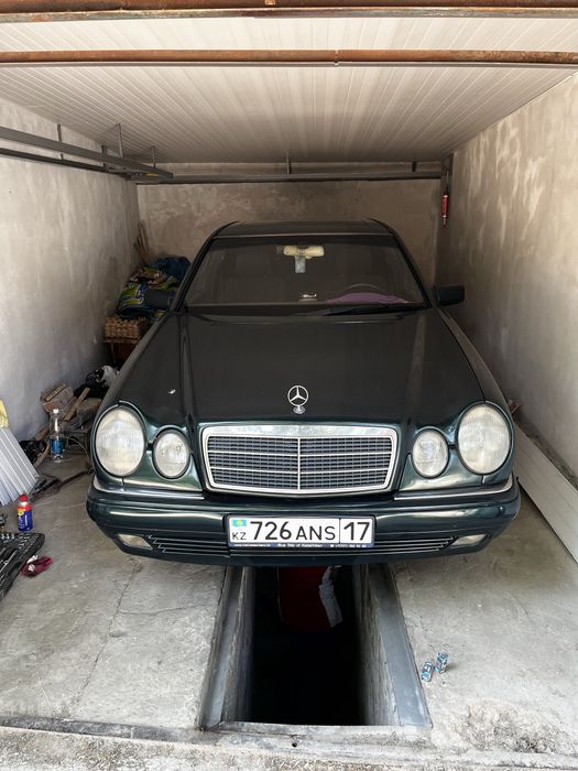 Гараж на Акбаре